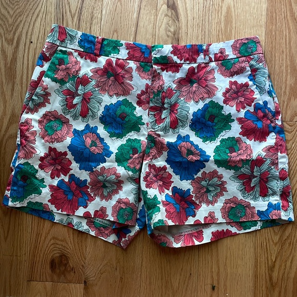 BANANA REPUBLIC || Floral Shorts Size 6 - Picture 1 of 8